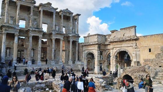 How to Get to the Ancient City of Ephesus?